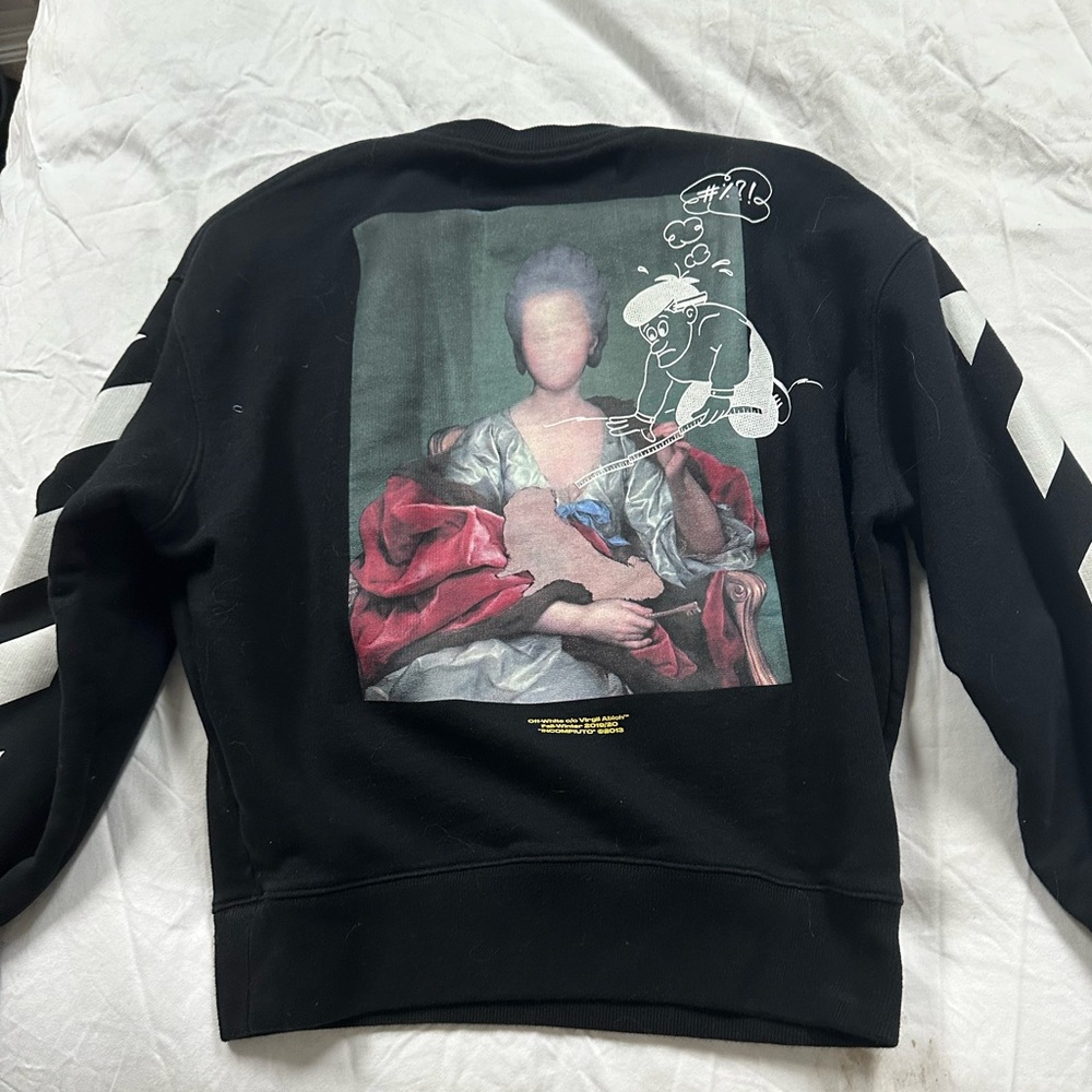 Off White Crew Neck - image 4